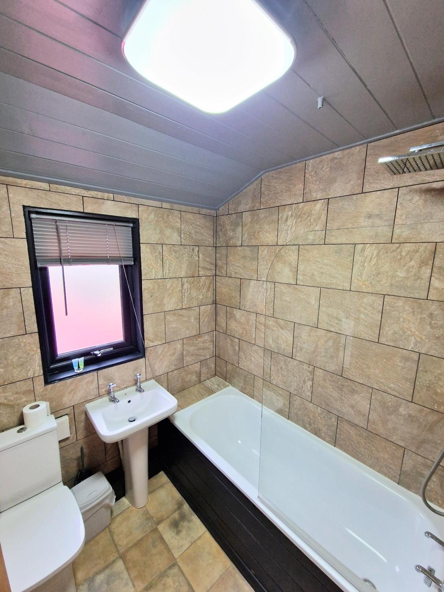 Holiday home Magpie 6 Huntersmoon-warminster-longleat-bath