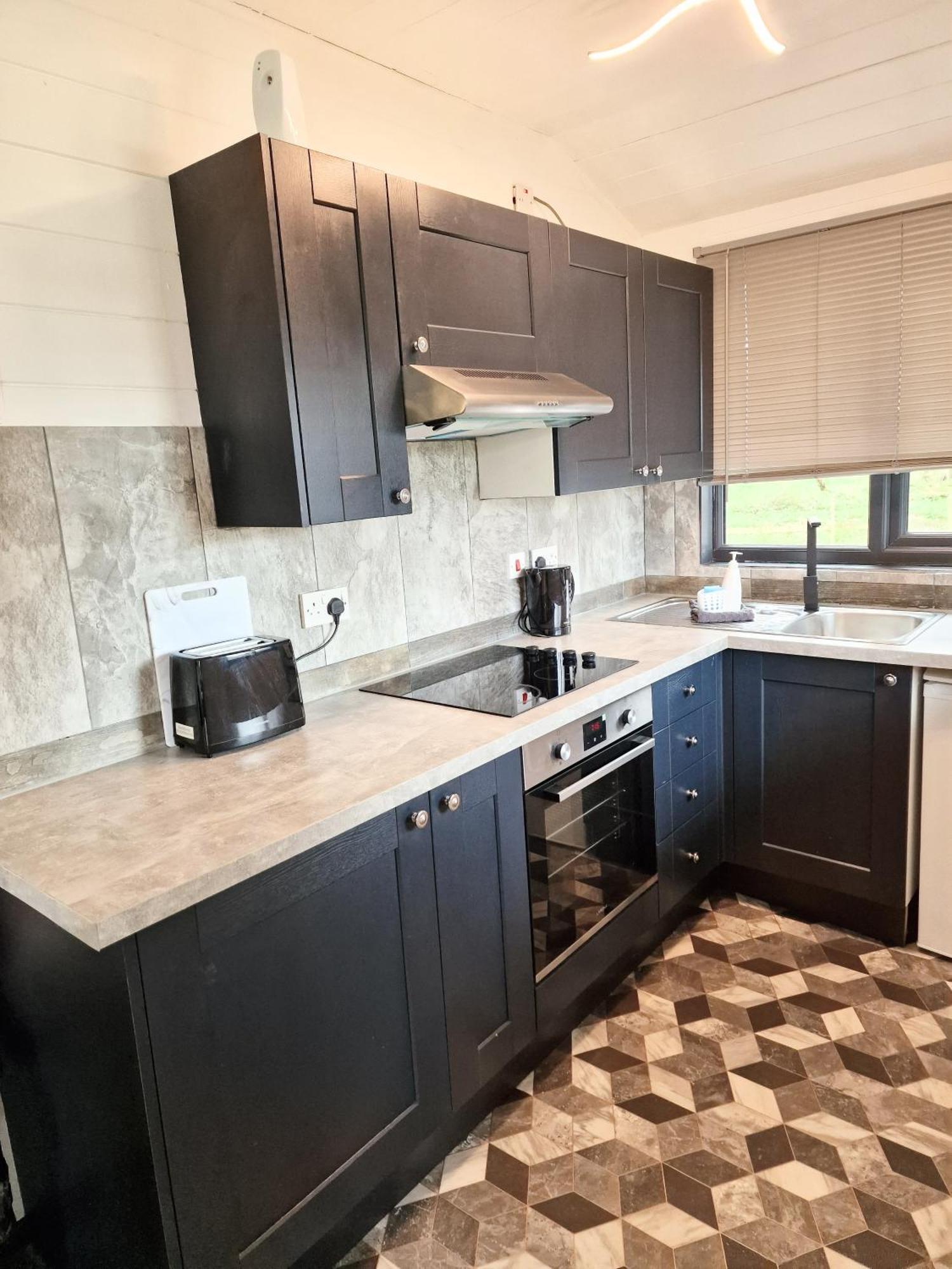 Holiday home Magpie 6 Huntersmoon-warminster-longleat-bath *